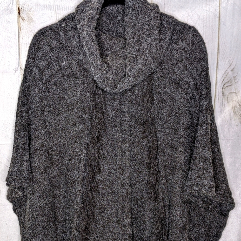 Look by M Cowl neck cape sweater